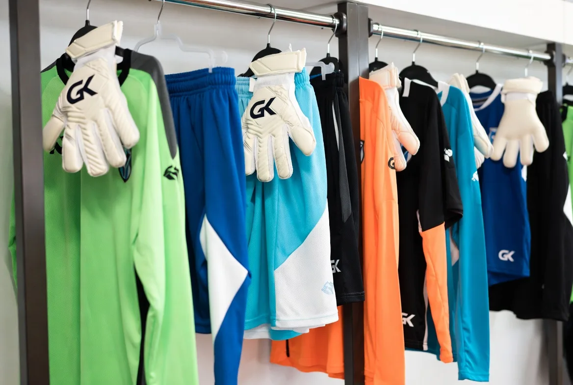 Specialized custom goalkeeper kit